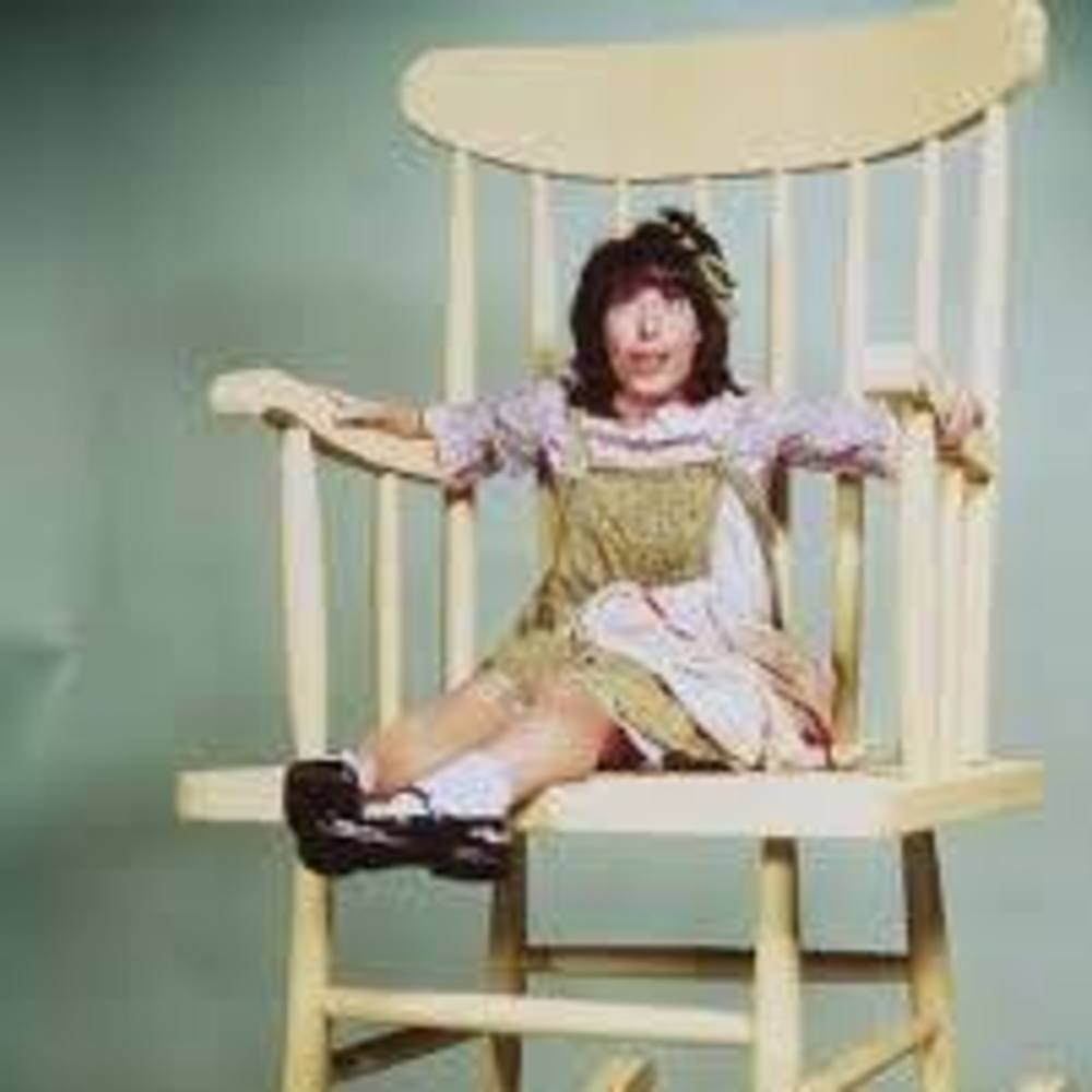 Meet your Posher, Nichola